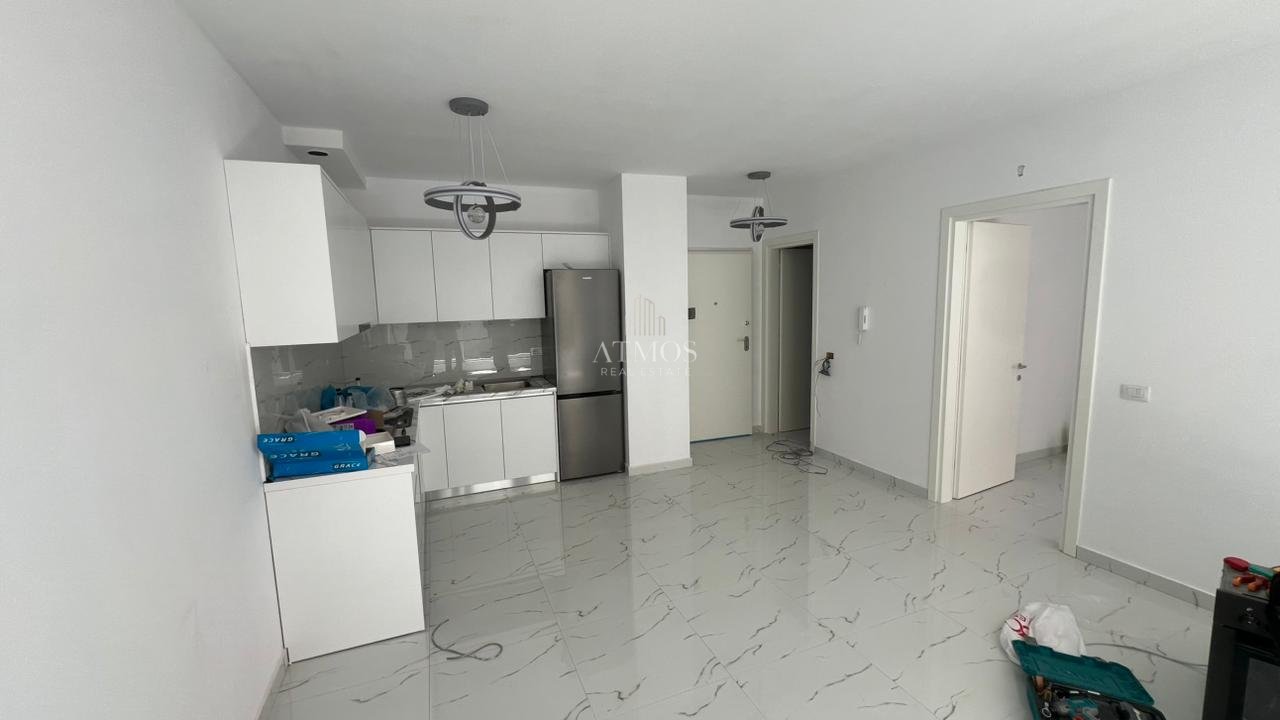 1-Bedroom Apartment for Rent on Rruga Jordan Misja - Image 3