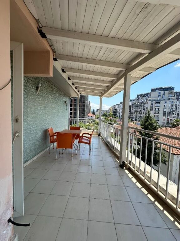 2+1 Apartment for Rent Rruga Dritan Hoxha - Image 4