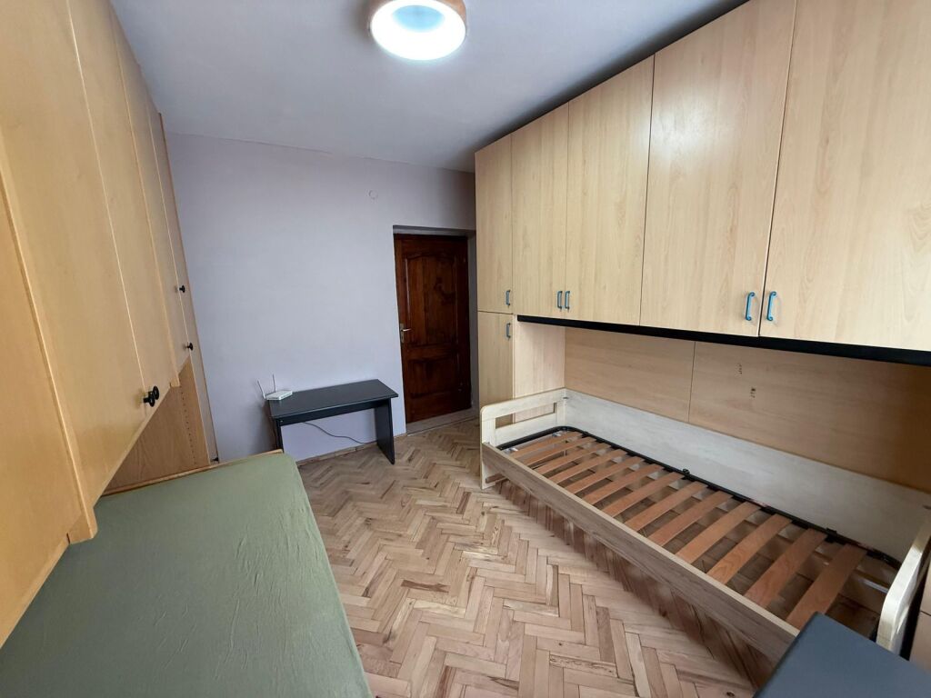 2+1 Apartment for Rent, Xhamia e Tabakeve - Image 2