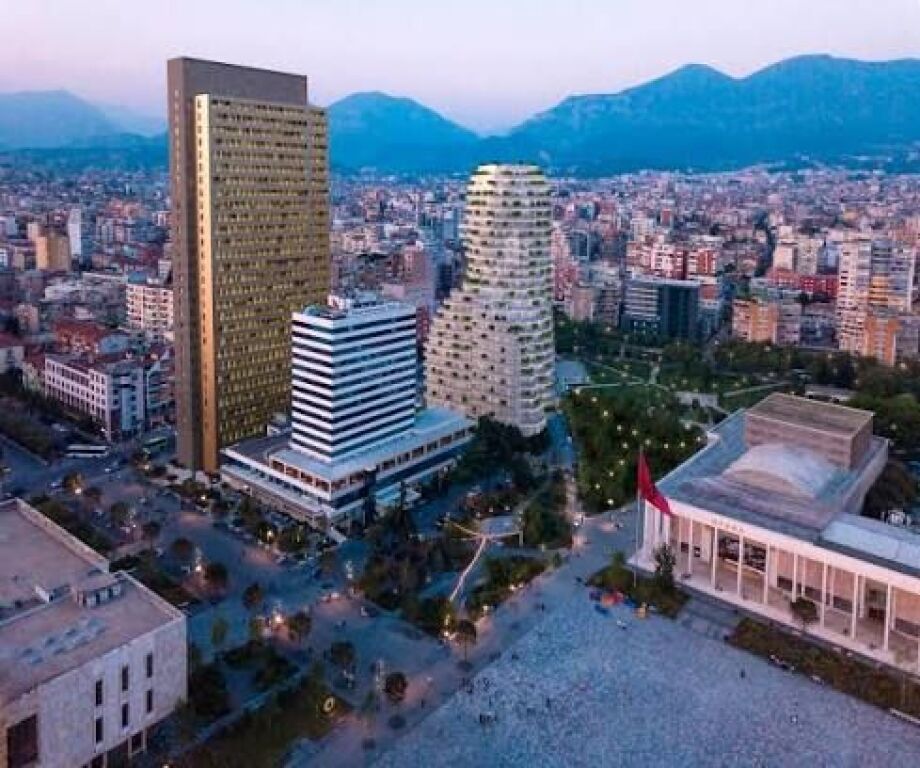2+1+2 Apartment for Sale with Parking Space – Tirana Rock - Image 2