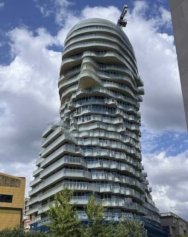 2+1+2 Apartment for Sale with Parking Space – Tirana Rock - Image 3