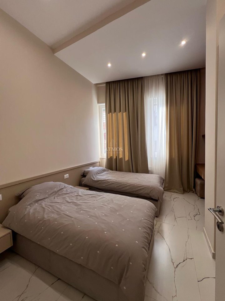 2+1 Apartment for Rent in Qendër, Tiranë - 1200€ | 85 m² - Image 2