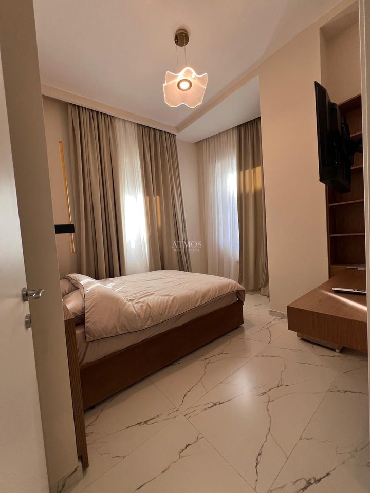 2+1 Apartment for Rent in Qendër, Tiranë - 1200€ | 85 m² - Image 3