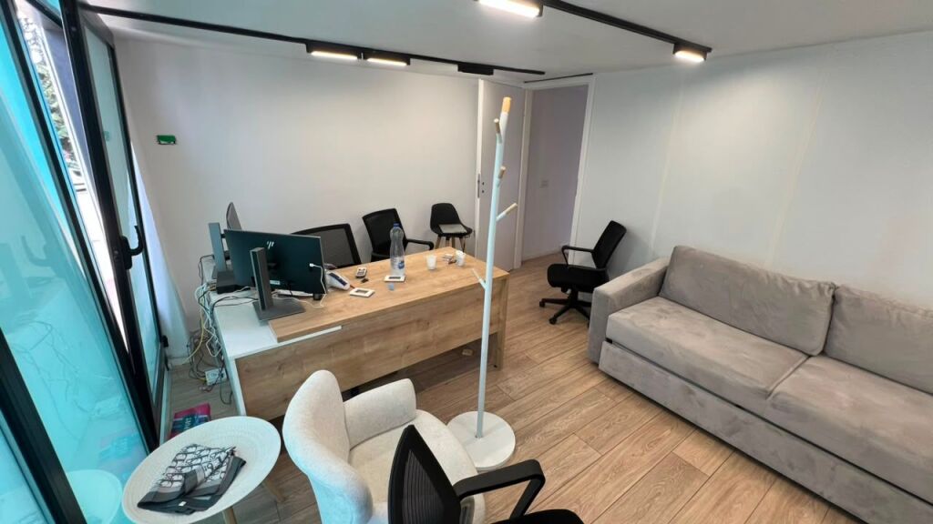 SHOP - BUSINESS SPACE FOR RENT IN ASTIR - Image 3
