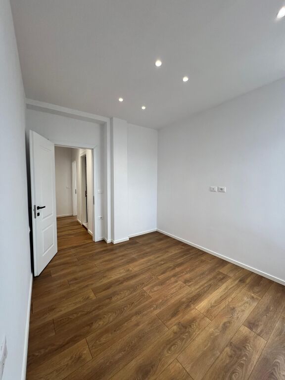 2+1 Apartment for Sale – Rruga Irfan Tomini, Tirana e Re - Image 3