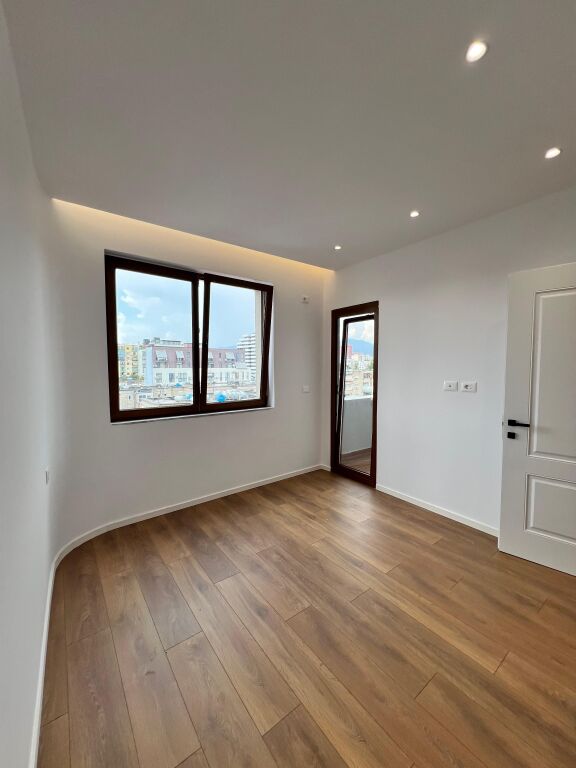 2+1 Apartment for Sale – Rruga Irfan Tomini, Tirana e Re - Image 6