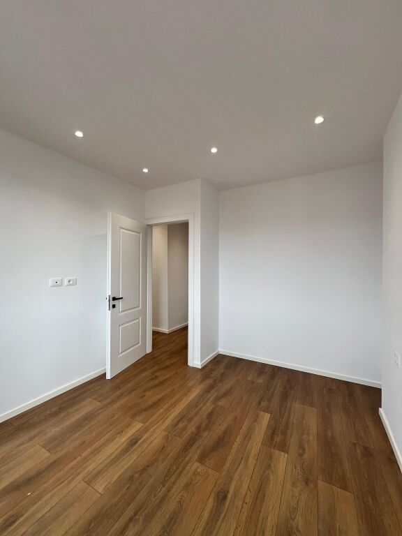 2+1 Apartment for Sale – Rruga Irfan Tomini, Tirana e Re - Image 7