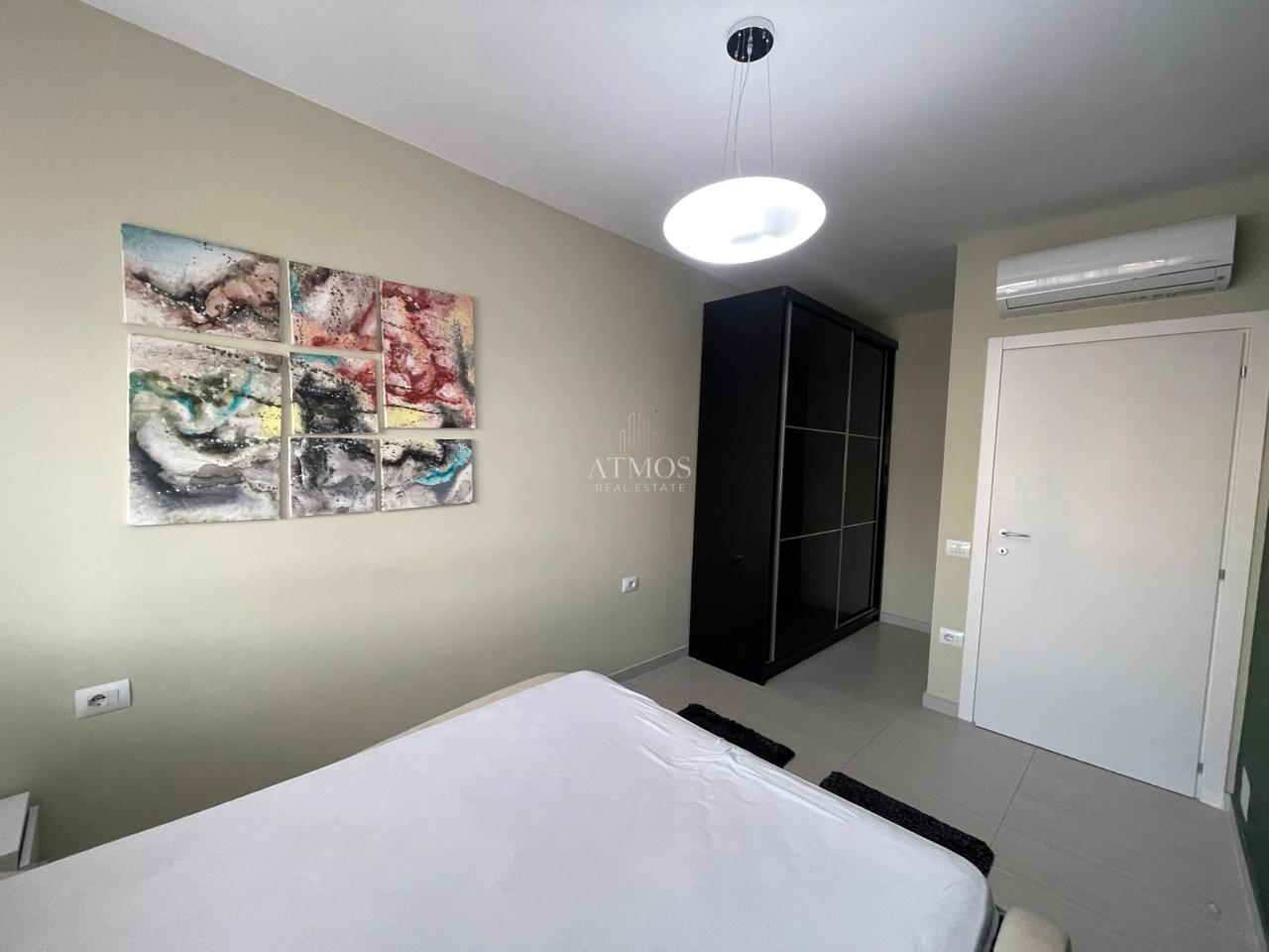 1+1 Apartment at Stadiumi Dinamo - Image 2