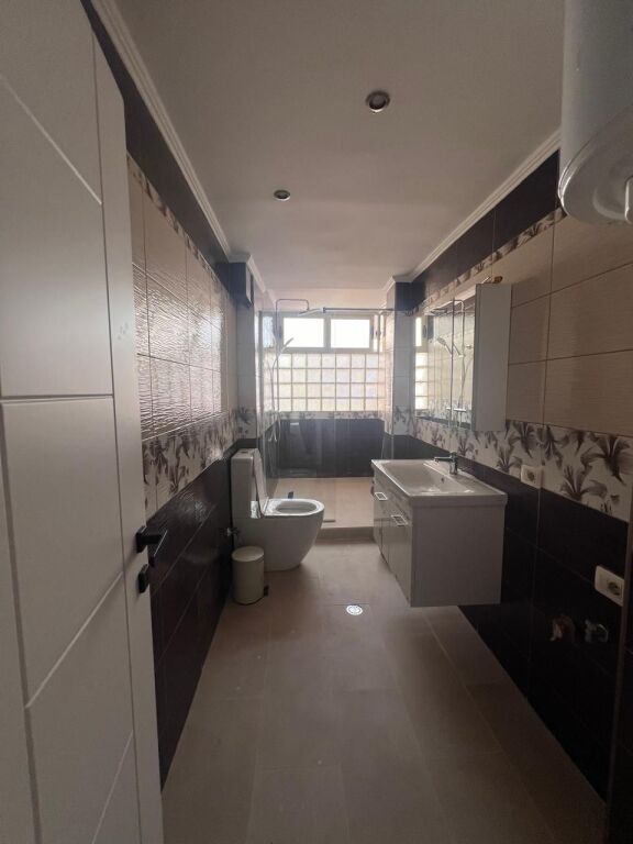 2+1 Apartment for Rent at 21 DHJETORI, Main Road Frontage - Image 4