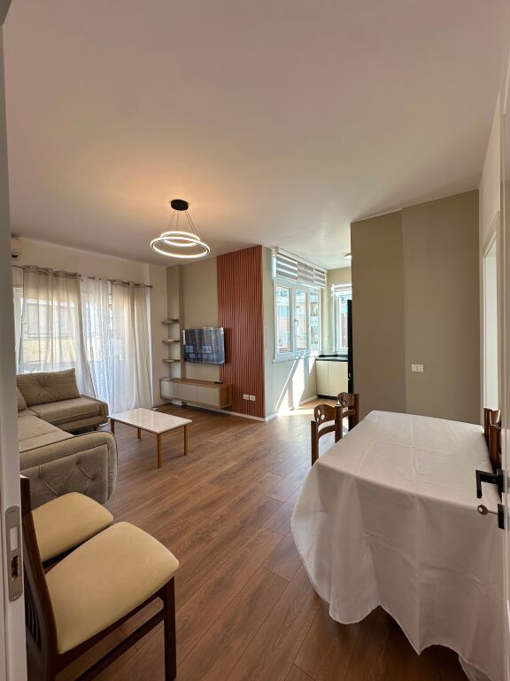 2-bedroom Apartment for rent – Kopshti Botanik Zoologjik - Image 2