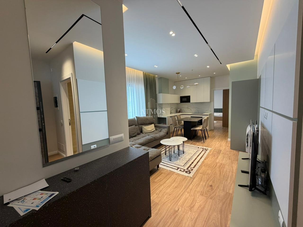 LUXURY 2+1 APARTMENT FOR RENT, RRUGA BARRIKADAVE - Image 2