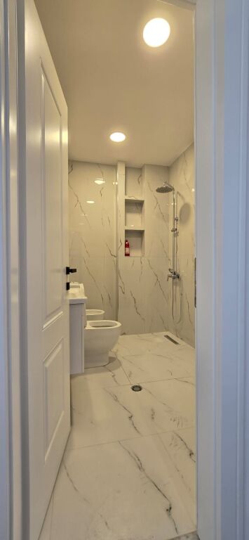 1+1 Apartment for Sale – 21 Dhjetori - Image 5