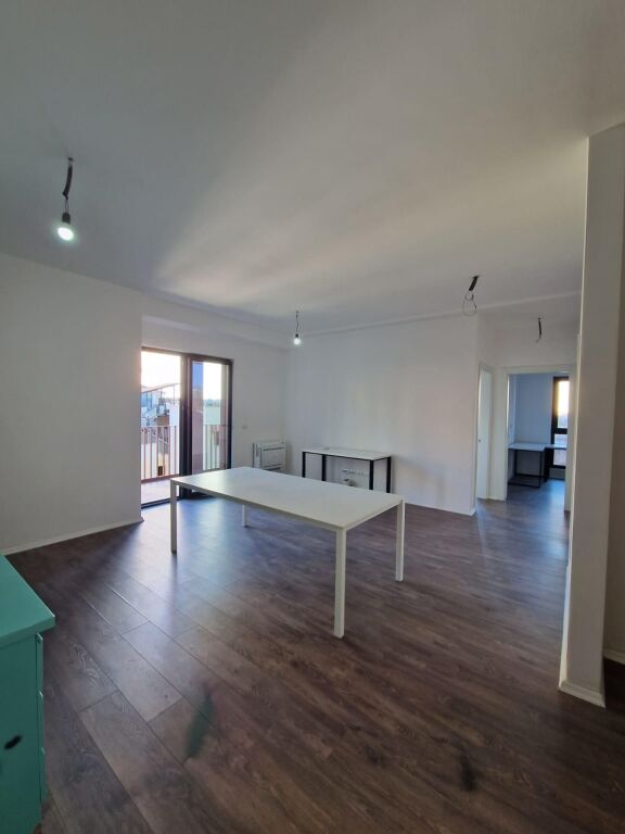2+1 Apartment for Rent, Garden Building, Rruga e Kavajes - Image 3
