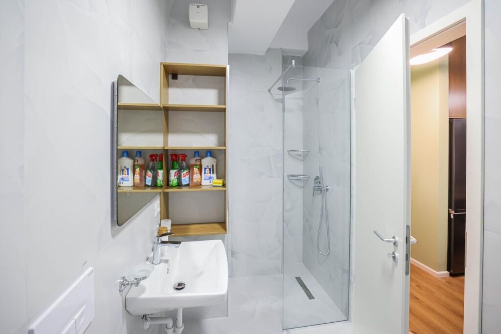 1-bedroom Apartment for sale – Ali Demi - Image 6