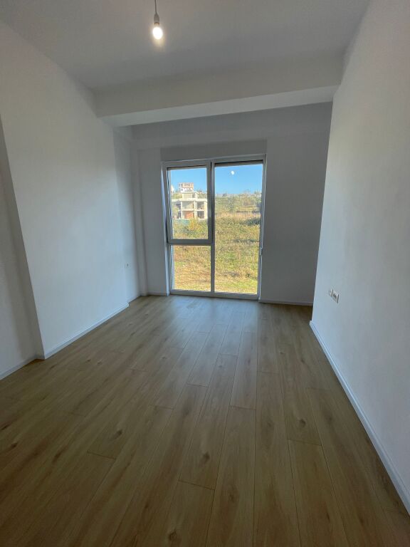 4-bedroom Villa for sale – Farkë - Image 11