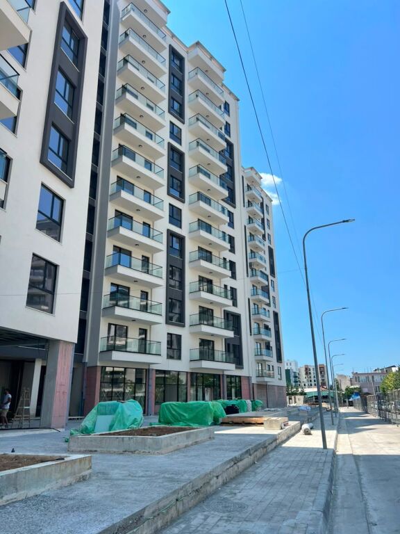 2+1 Apartment for Sale at Fusha e Aviacionit - Image 2