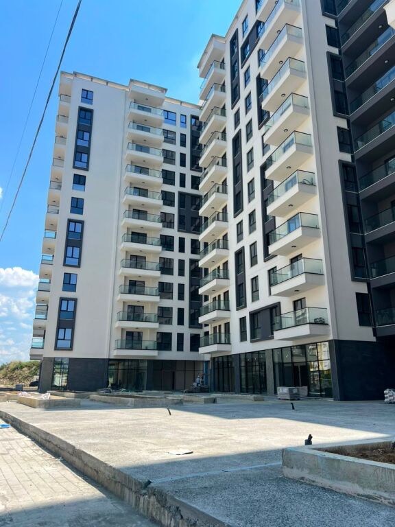 2+1 Apartment for Sale at Fusha e Aviacionit - Image 3