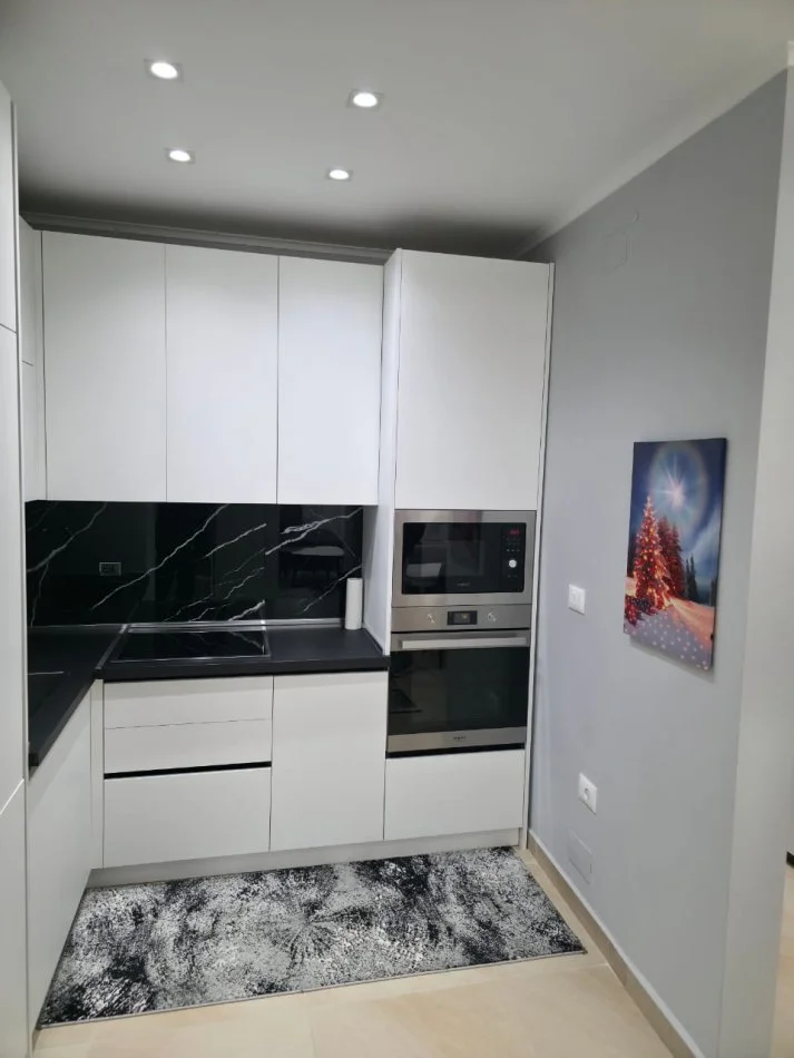 2-bedroom Apartment for sale – Kopshti Botanik - Image 2