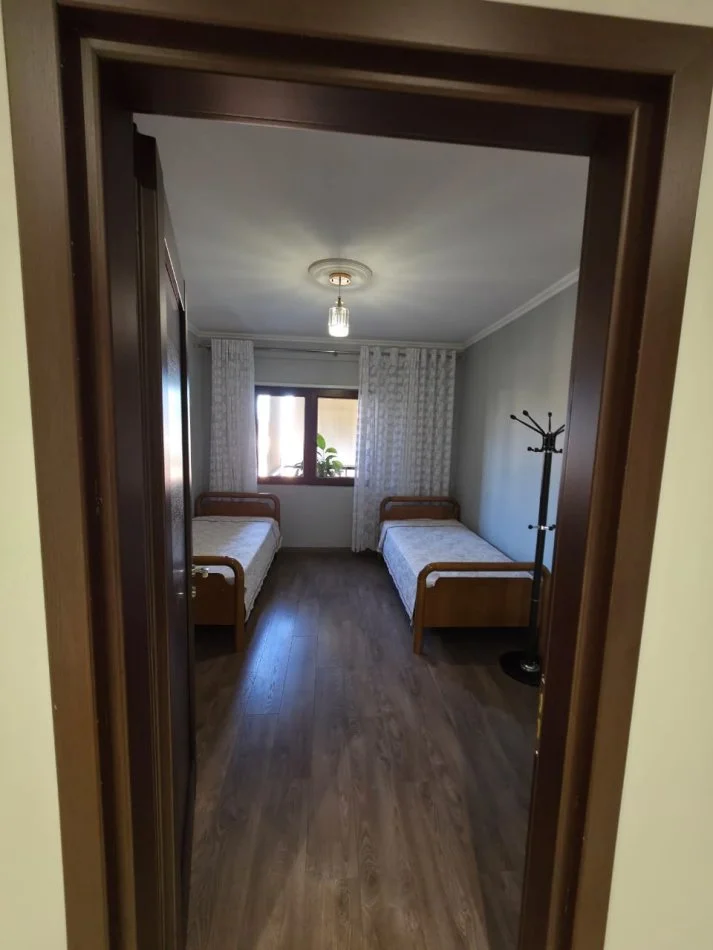 2-bedroom Apartment for sale – Kopshti Botanik - Image 4