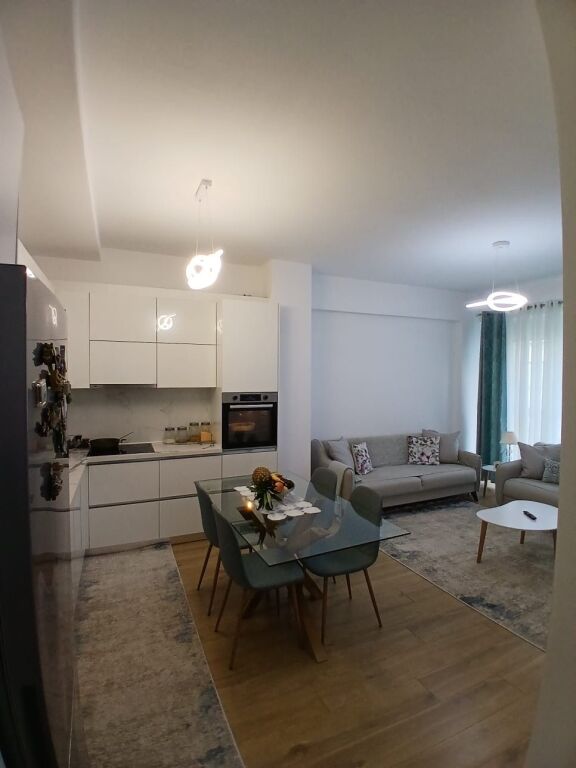 2-bedroom Apartment for rent – Rruga Siri Kodra - Image 2