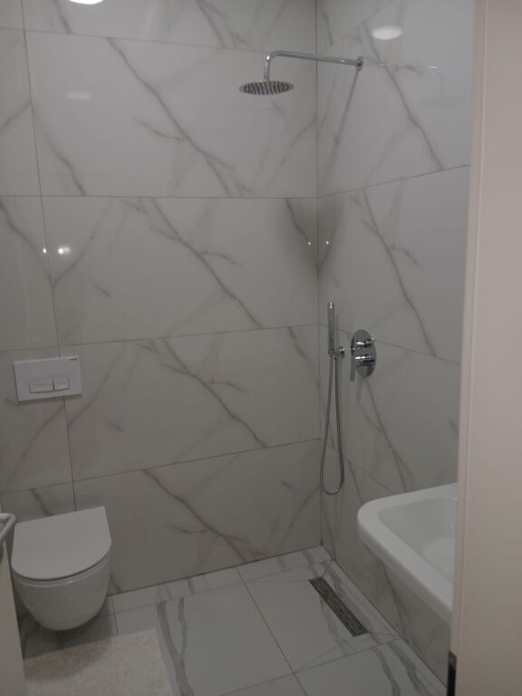 2-bedroom Apartment for rent – Rruga Siri Kodra - Image 5