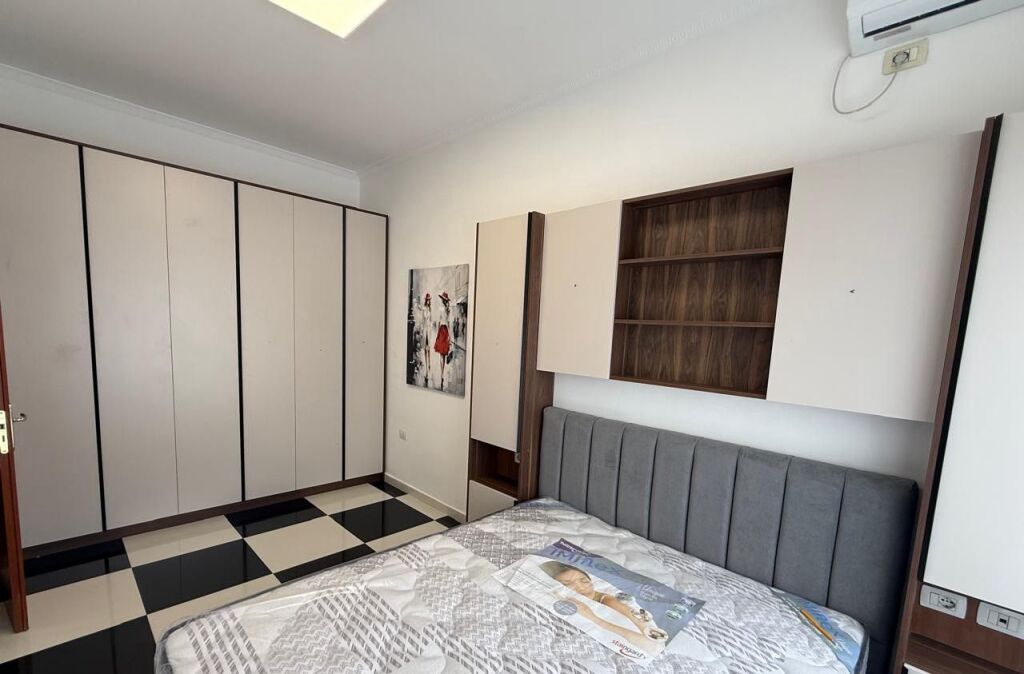 1+1 Apartment for Rent – Rruga Xhanfize Keko - Image 4