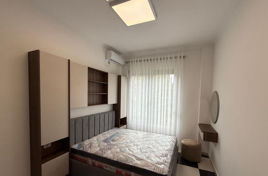 1+1 Apartment for Rent – Rruga Xhanfize Keko - Image 6