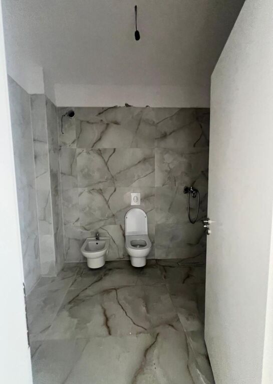 2+1+2 Apartment for Sale in Kamez - Bargain Price - Image 7