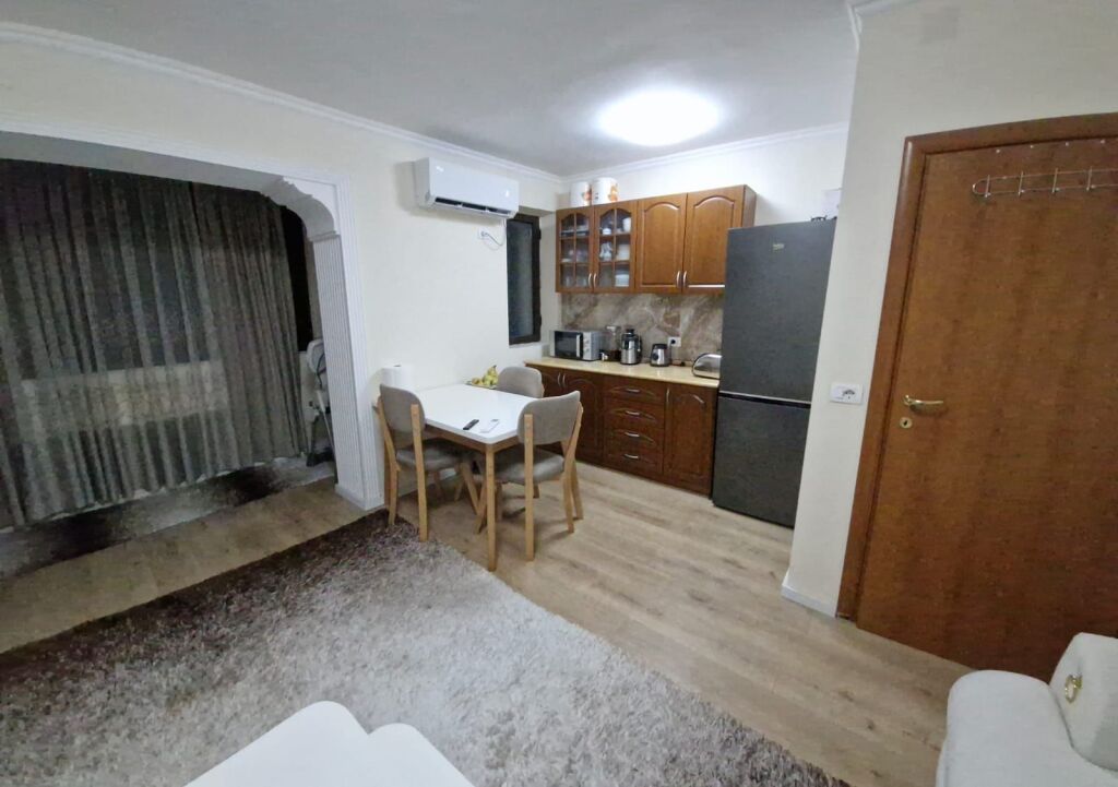 1+1 Apartment for Rent – Bulevardi Bajram Curri - Image 6