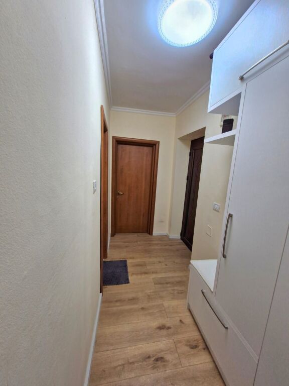 1+1 Apartment for Rent – Bulevardi Bajram Curri - Image 7