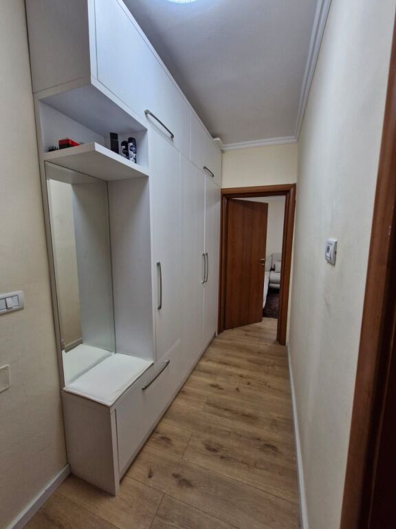 1+1 Apartment for Rent – Bulevardi Bajram Curri - Image 10